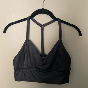 Black sports bra